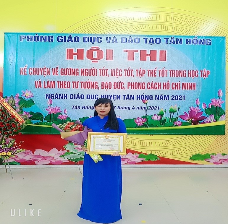 Thí sinh Nguyễn Thị Thanh Tuyền GV trường Mầm non 1/6 đạt giải ba Hội thi